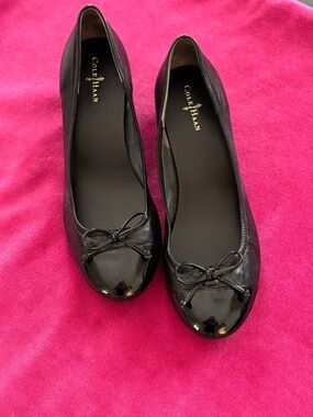 Women's Cole Haan Black Air Tali Lace Wedge Heel w/Bow Size 9B - Classy Comfort